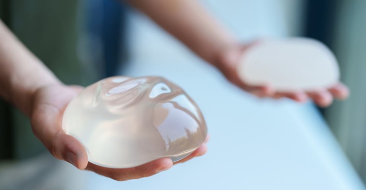 Breast implant
