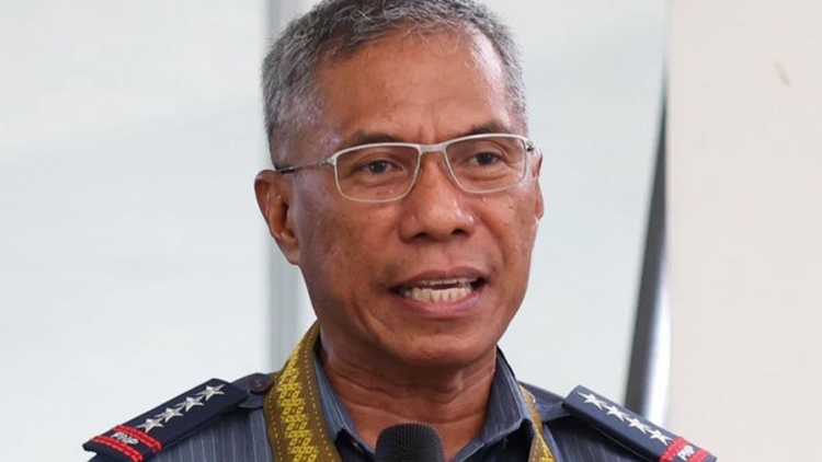 PNP長官解任、マルコス大統領の決断とは？