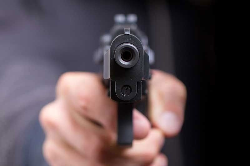パサイ市で警官射殺、2人が流れ弾で負傷