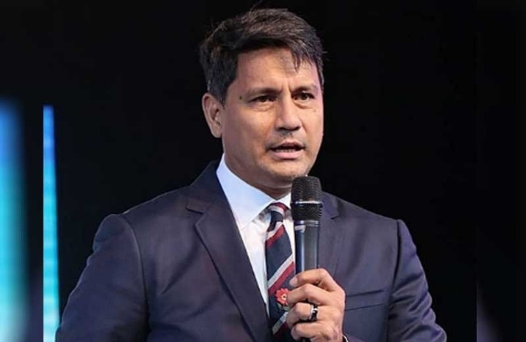 リチャード・ゴメス、汚職非難の市長に反撃