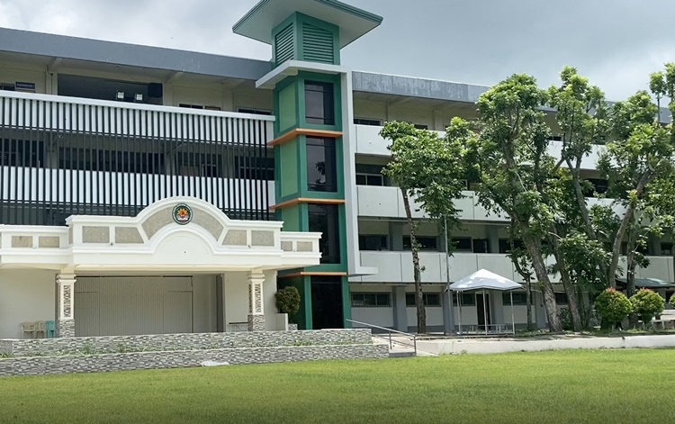 Chmsu student