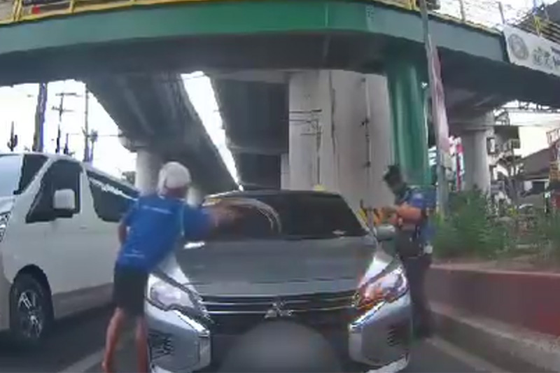 洗車少年と交通違反でダブルパンチ！