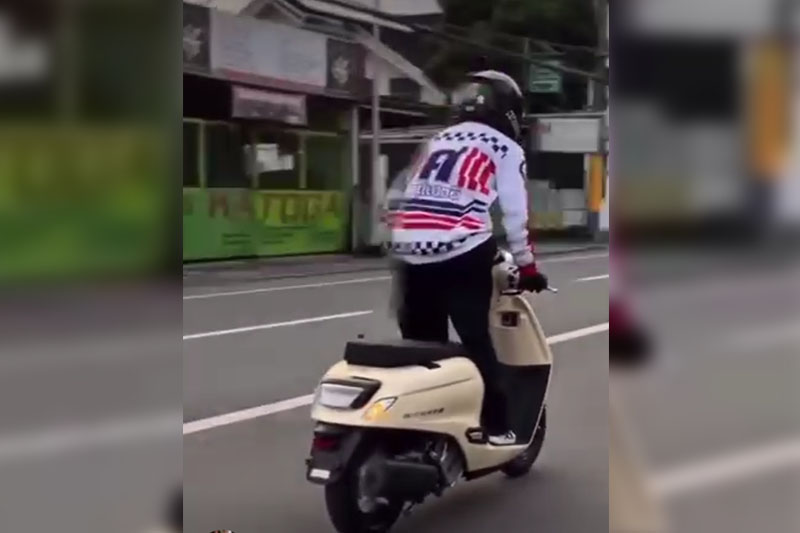 Motorcycle parkeserye