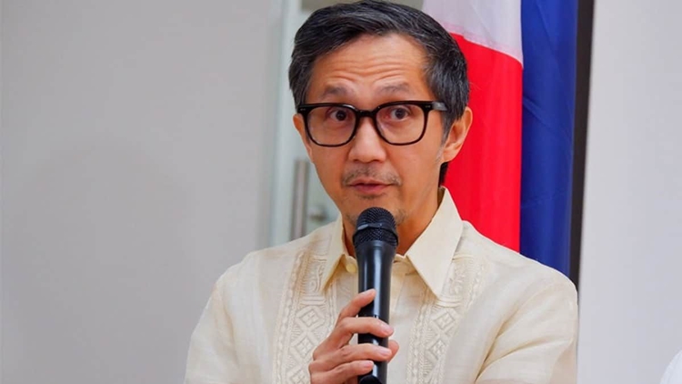 New dpwh chief vince dizon