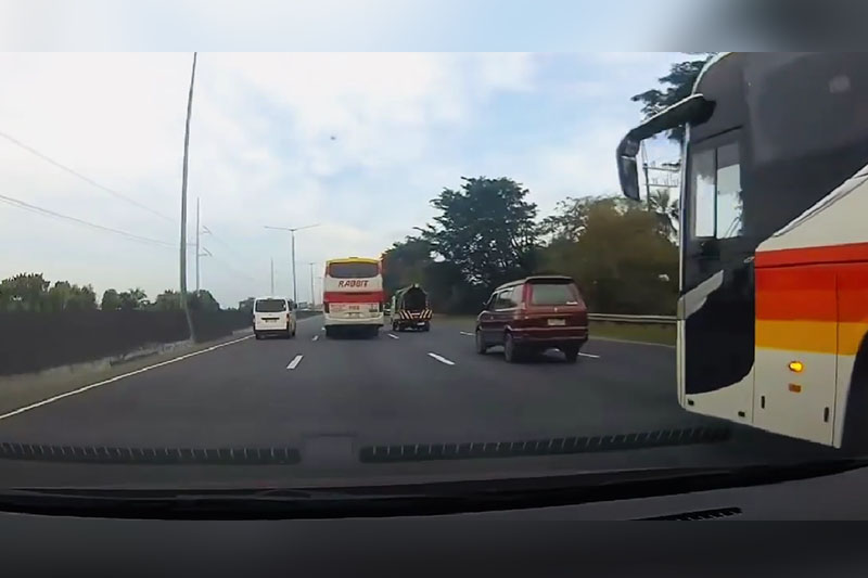 Bus visor