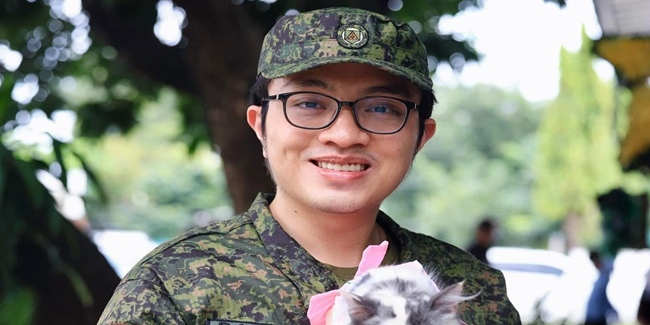 政治的投稿で軍予備役を解任された議員の行方