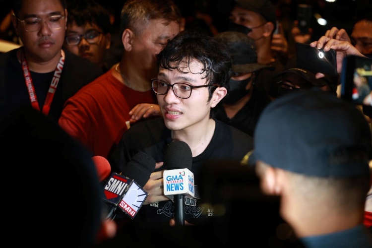 Kiko barzaga anti marcos protest