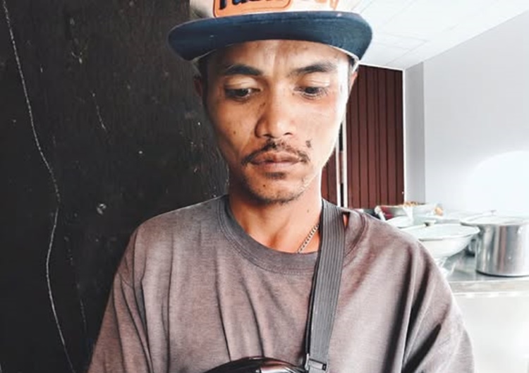 Household worker crop