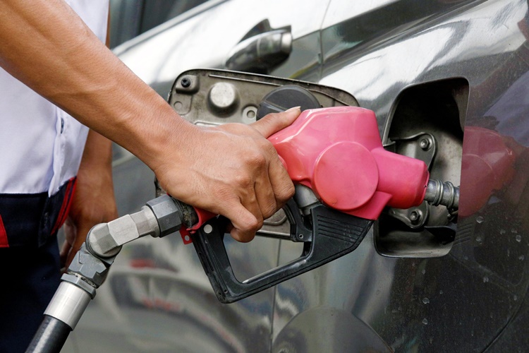 Oil price rollback 1