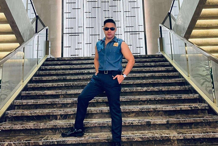 ハロウィンで警官コスプレ、法的措置の可能性