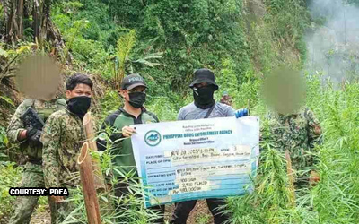 イロコス・スルで違法薬物の大規模焼却作戦