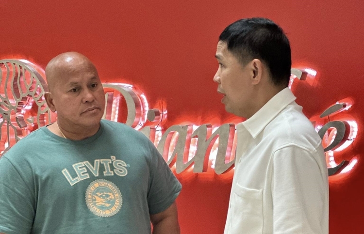 Bato dela Rosa’s Lawyer Posts Photos w/ Senator amid Alleged Hiding due to Reported ICC Arrest Warrant