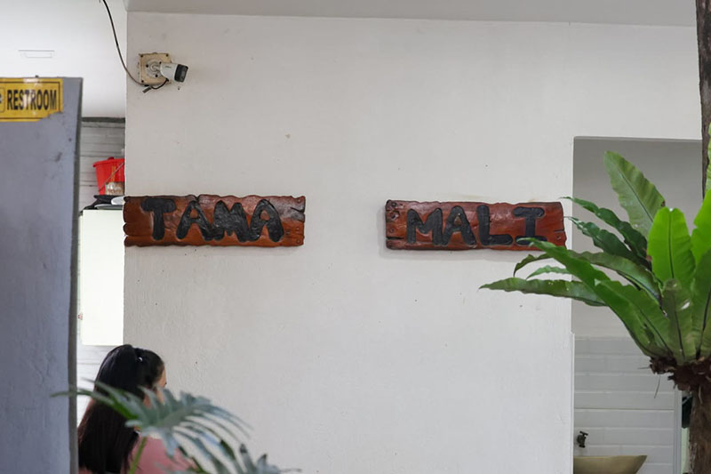 ‘Tama’ or ‘Mali’? Rizal resort’s restroom signs go viral among Pinoys