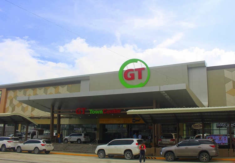 Thieves Break Into Iloilo Mall, Steal Jewelry & Cash Worth Millions