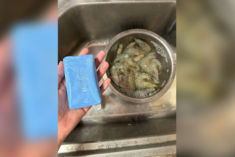 Soap seen in photo with uncooked shrimp sparks online reactions