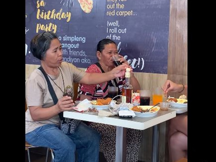 Customers Drinking Alcohol Inside Fast-Food Chain Elicit Online Debate