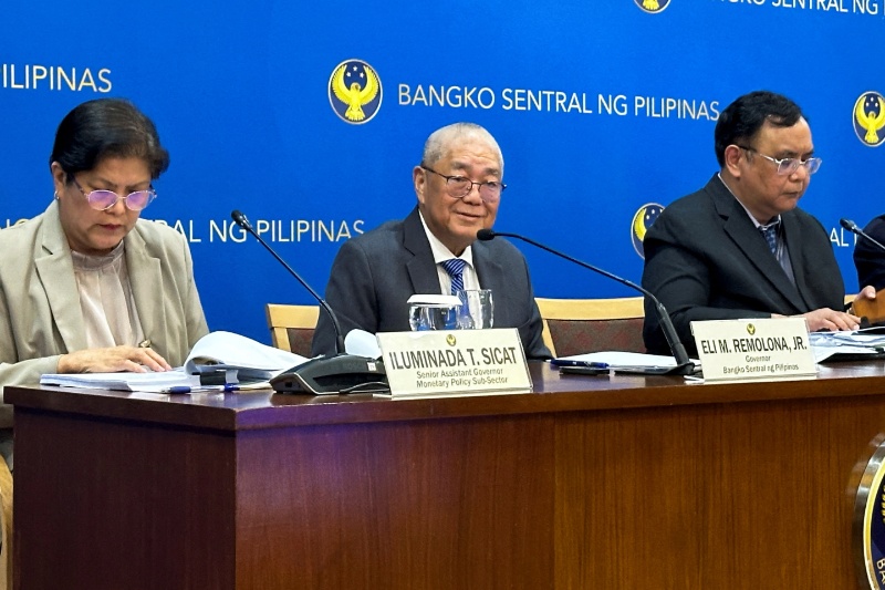 BSP won’t defend peso despite ‘tremendous pressure’, says governor