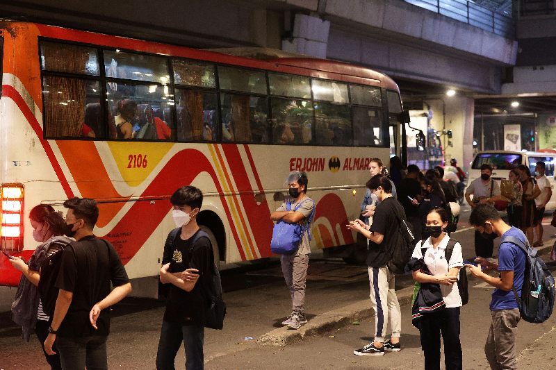 How to stay safe from the ‘super flu’ according to health experts