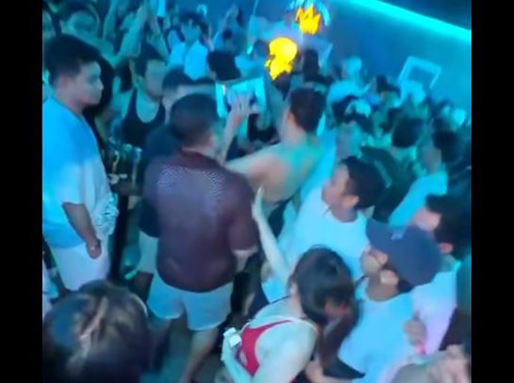 Fight Between Group of Men & LGBTQ+ Members in Iloilo City Caught on Video