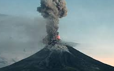 Pag-agos ng lava sa Mayon patuloy