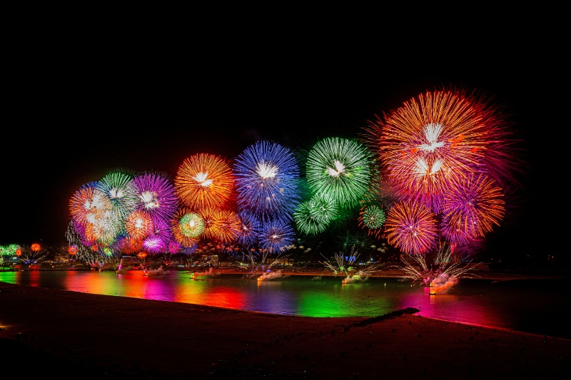 World bids goodbye to 2025 with fireworks and icy plunges