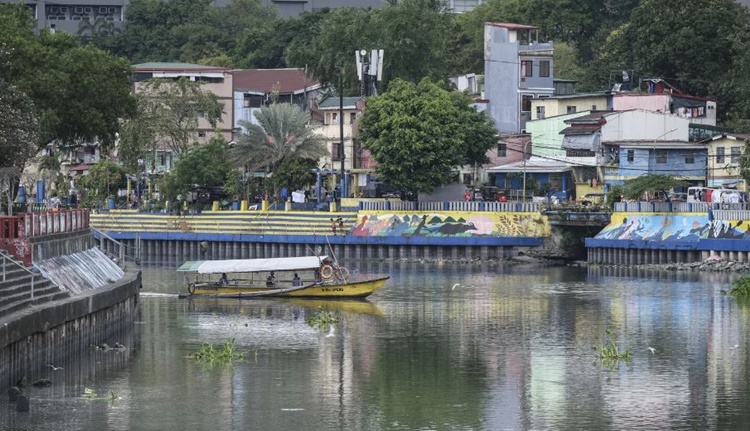 Pasig river
