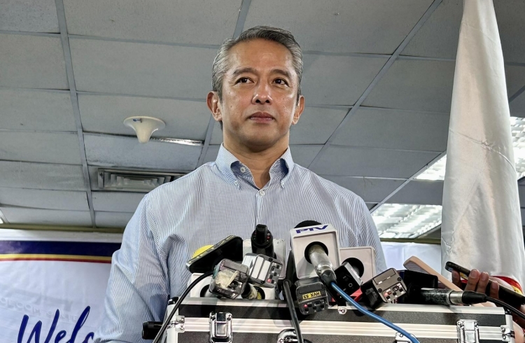 DILG Chief Jonvic Remulla