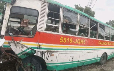 41 pasahero sugatan sa tumaob na bus