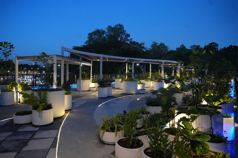 QC Elevated Promenade