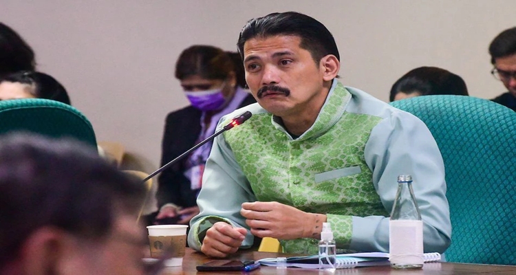 ロビン・パディリャ氏、副大統領選出馬の意欲