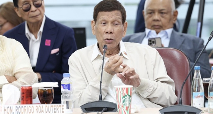 ドゥテルテ被告、ICCで証人情報漏洩に警告