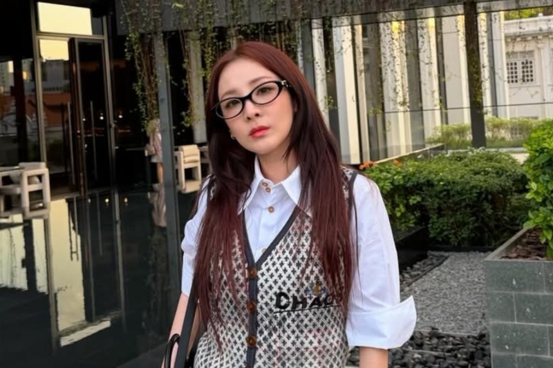 サンダラ・パク、シンガポール観光PRで比惜敗