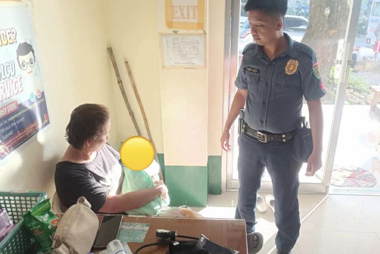 赤ちゃん発見 イスアベラ州の小川近くで