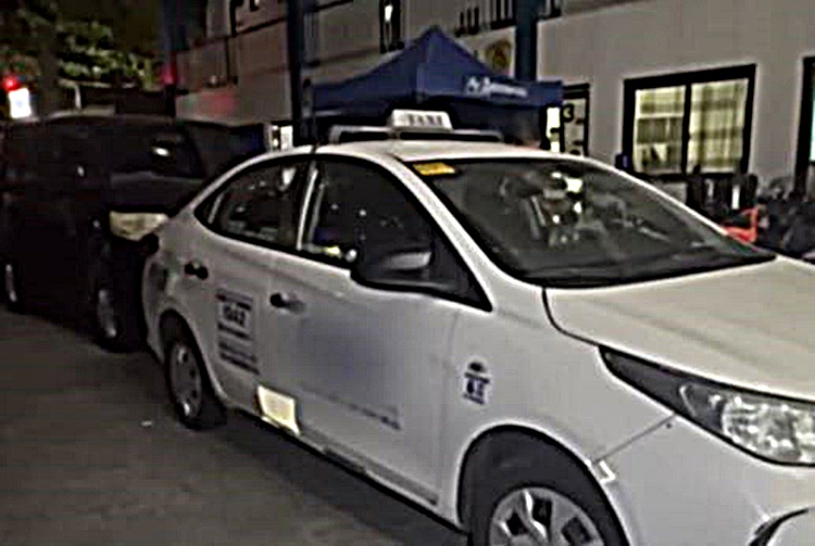 Stolen Taxi of Senior Citizen Recovered After Suspect Abandons It Due to Heavy Traffic