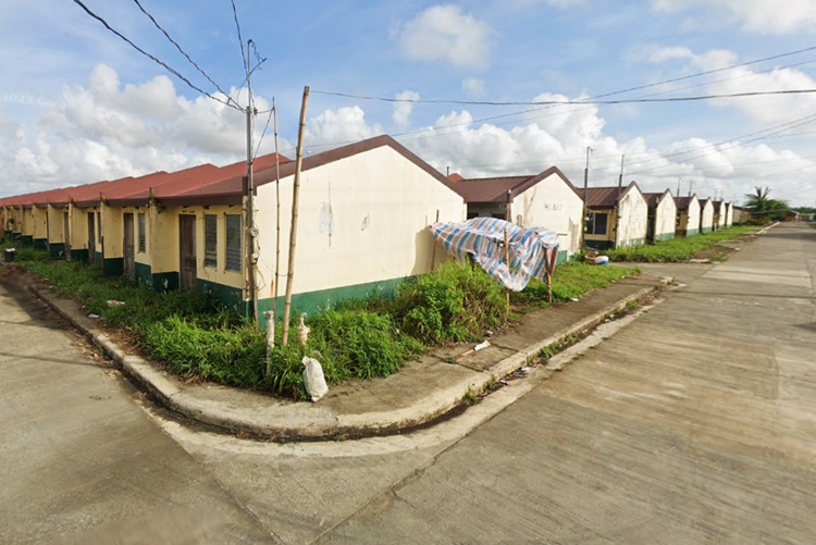 Yolanda Housing Awardee in Silay City Files Complaint After House Was Taken Back