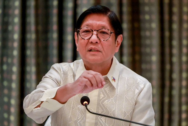 マルコス大統領、不信感増大の背景に洪水対策問題