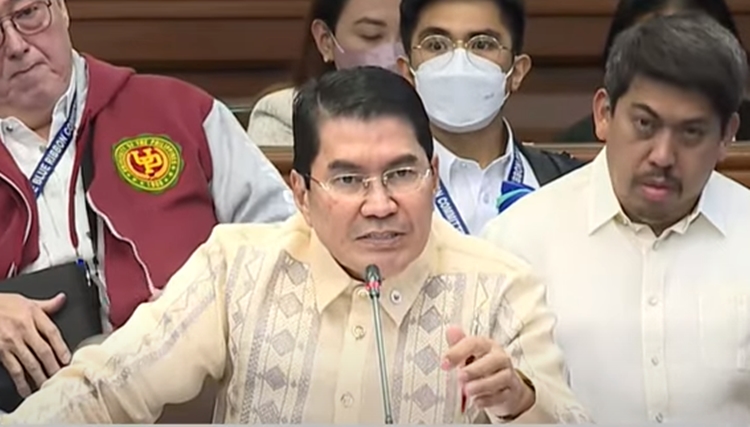 中東緊張下、トゥルフォ氏が政府機関を批判