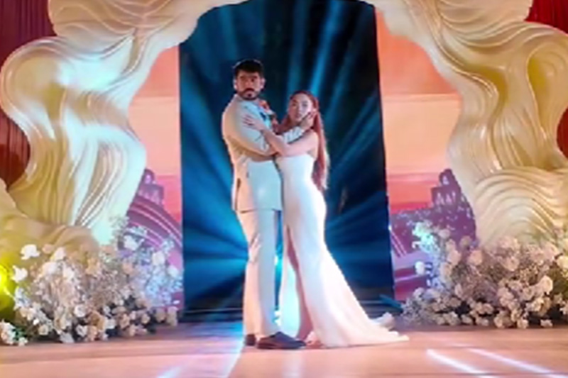 笑い満載！キムとジェラルドの結婚式