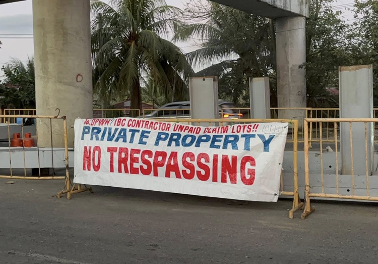 未払いで道路閉鎖へ アガナン高架下土地問題