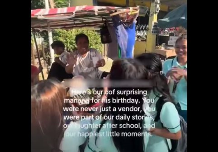 高校生たちの心温まるサプライズ、露店主に感謝のケーキ
