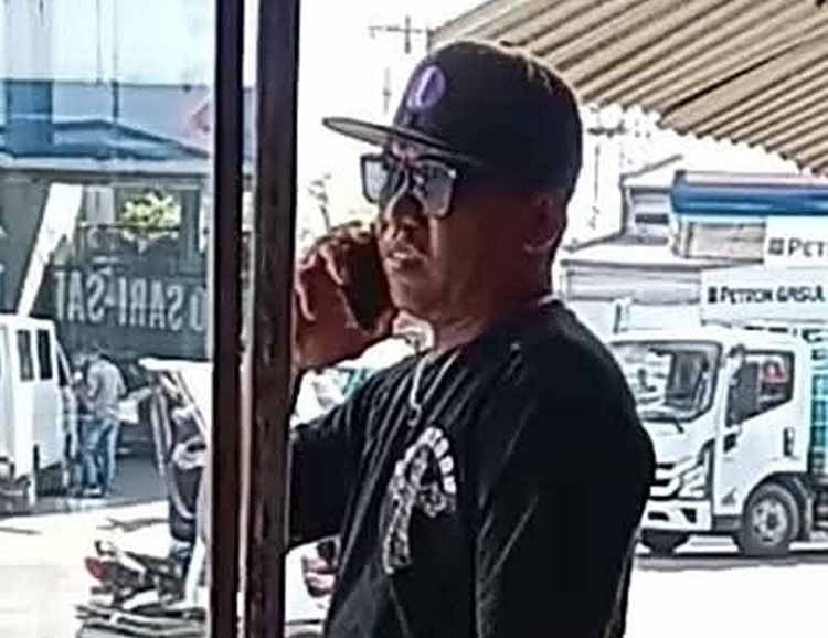 偽警官出現、カバンカラン警察が警戒呼びかけ