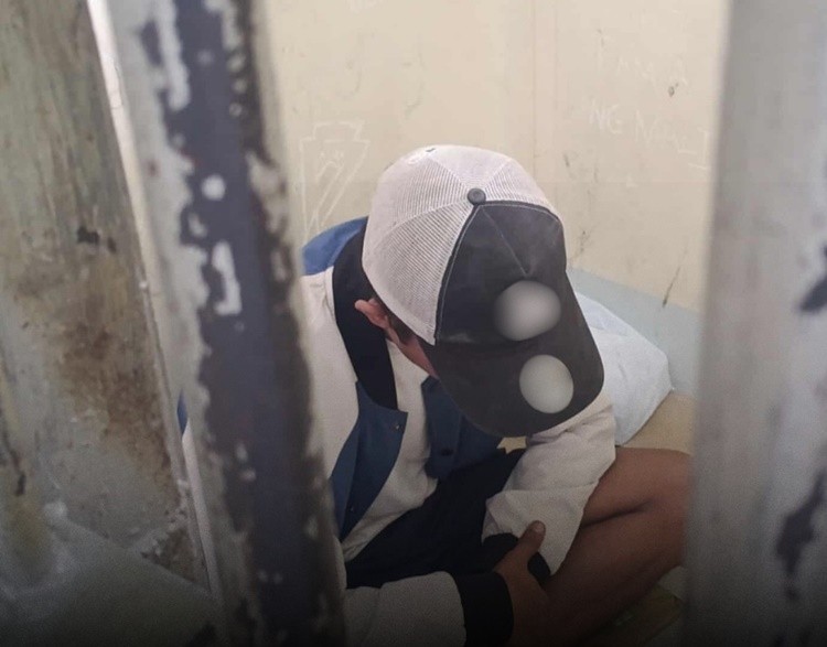 カリボで半裸の侵入者、若い母子恐怖