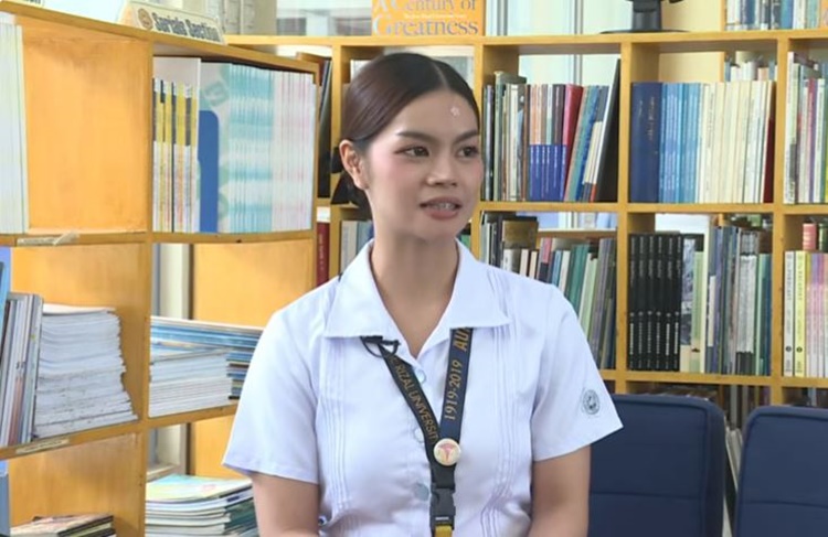 看護学生、意識不明の運転手救助で称賛