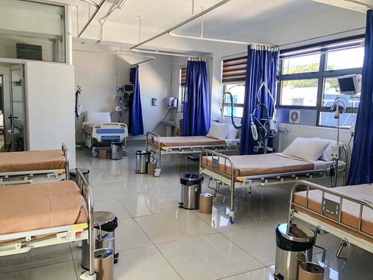 公立病院で手術後に子宮喪失、家族が訴え