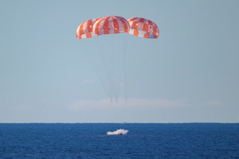 アルテミスII、50年ぶり月周回ミッション完遂