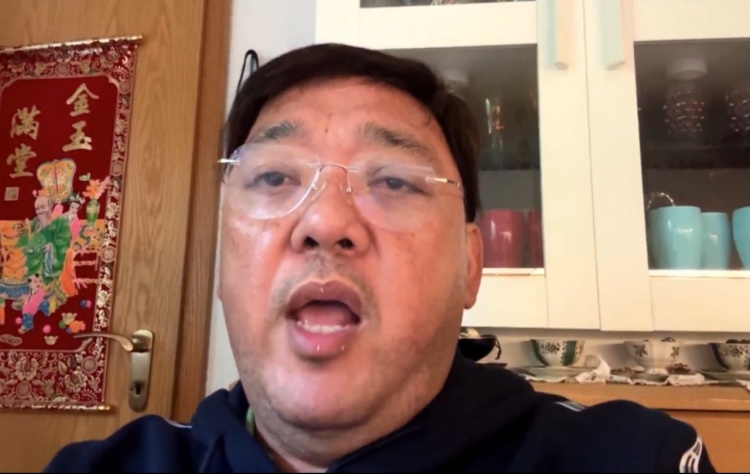 ハリー・ロケ氏、インターポール通告に反論