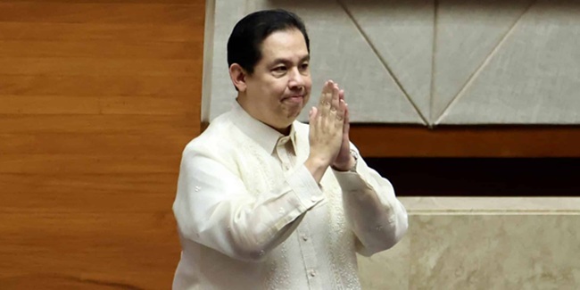 静寂の中で希望を語るロムアルデス