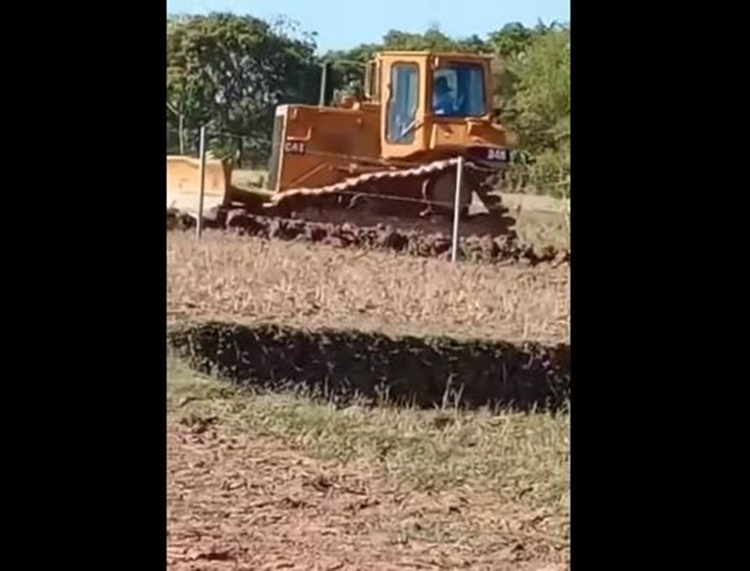 農地開発中止を求める声 カマリネス・スルで