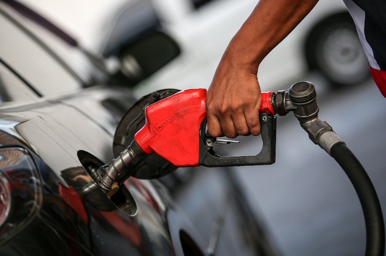 燃料価格下落へ 来週火曜から実施予定