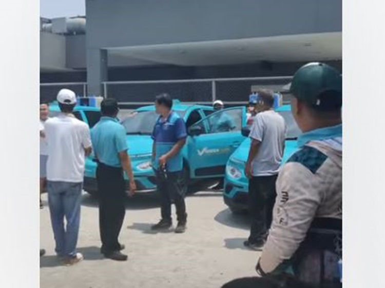 テイタイのEV充電所で乱闘騒ぎ勃発